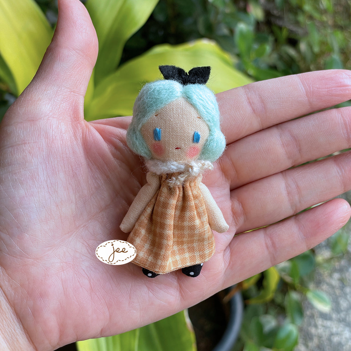Handmade 7cm Mini Doll for Blythe | Tiny Companion for 1:6 Scale Dolls | Miniature Doll Collectible